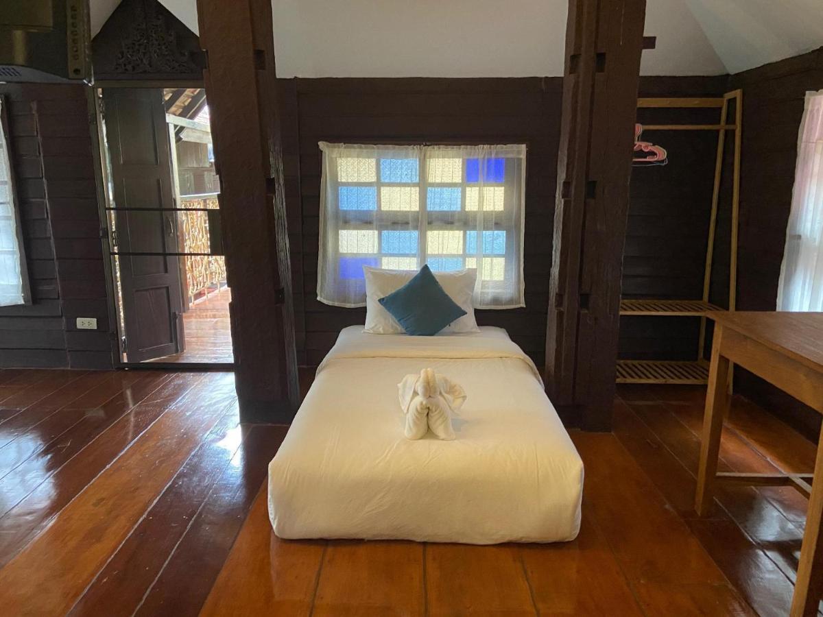 Donpin8-Timeless House Chiang Mai Hotell Exteriör bild